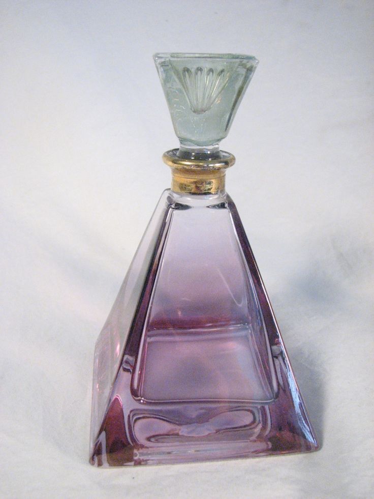 Pyramid shaped glass bottle 10ml,20ml & 50ml