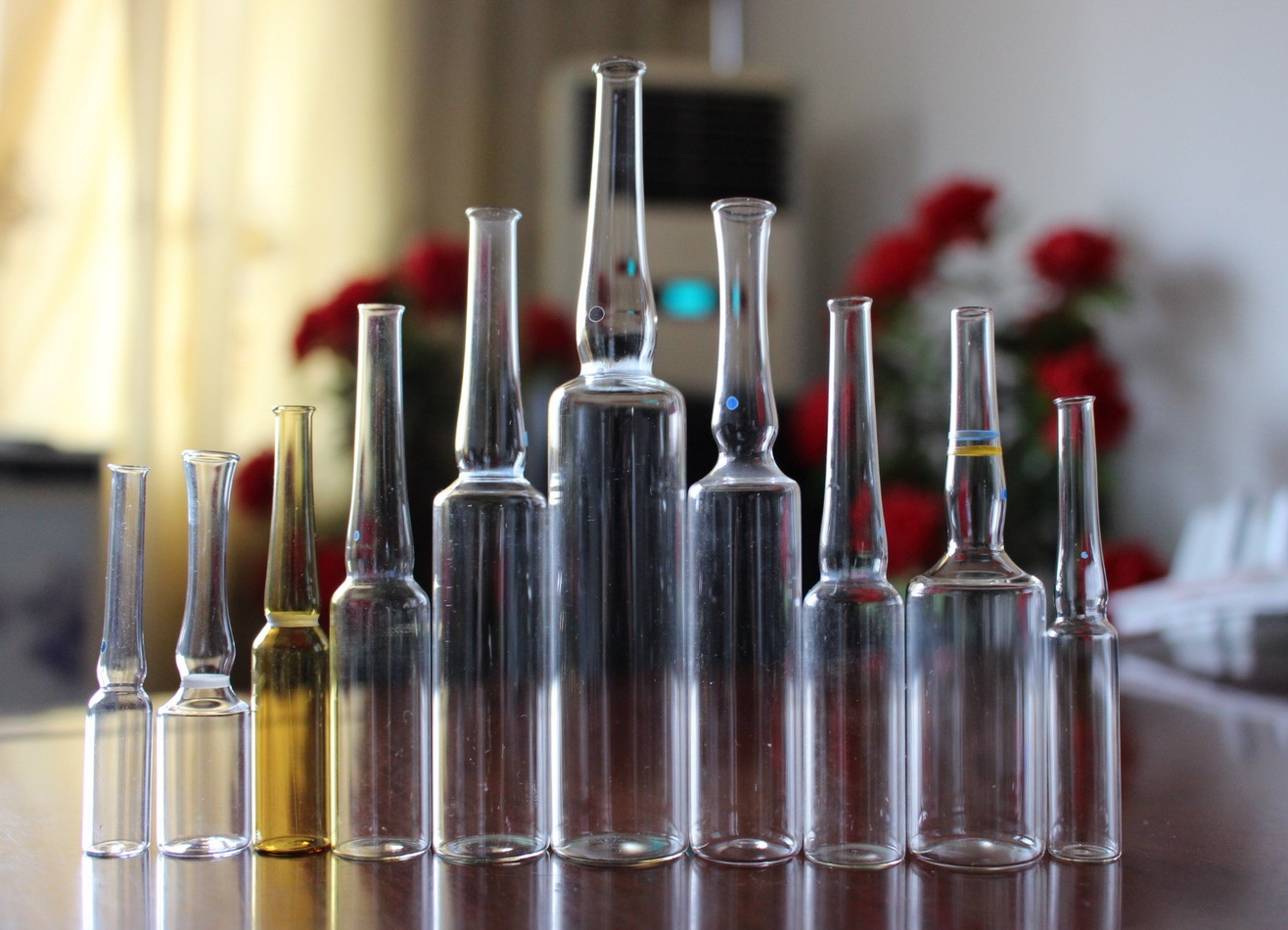 5ml,10ml,15ml,20ml, 25ml,30ml cosmetic/pharmaceutical glass ampoule bottle