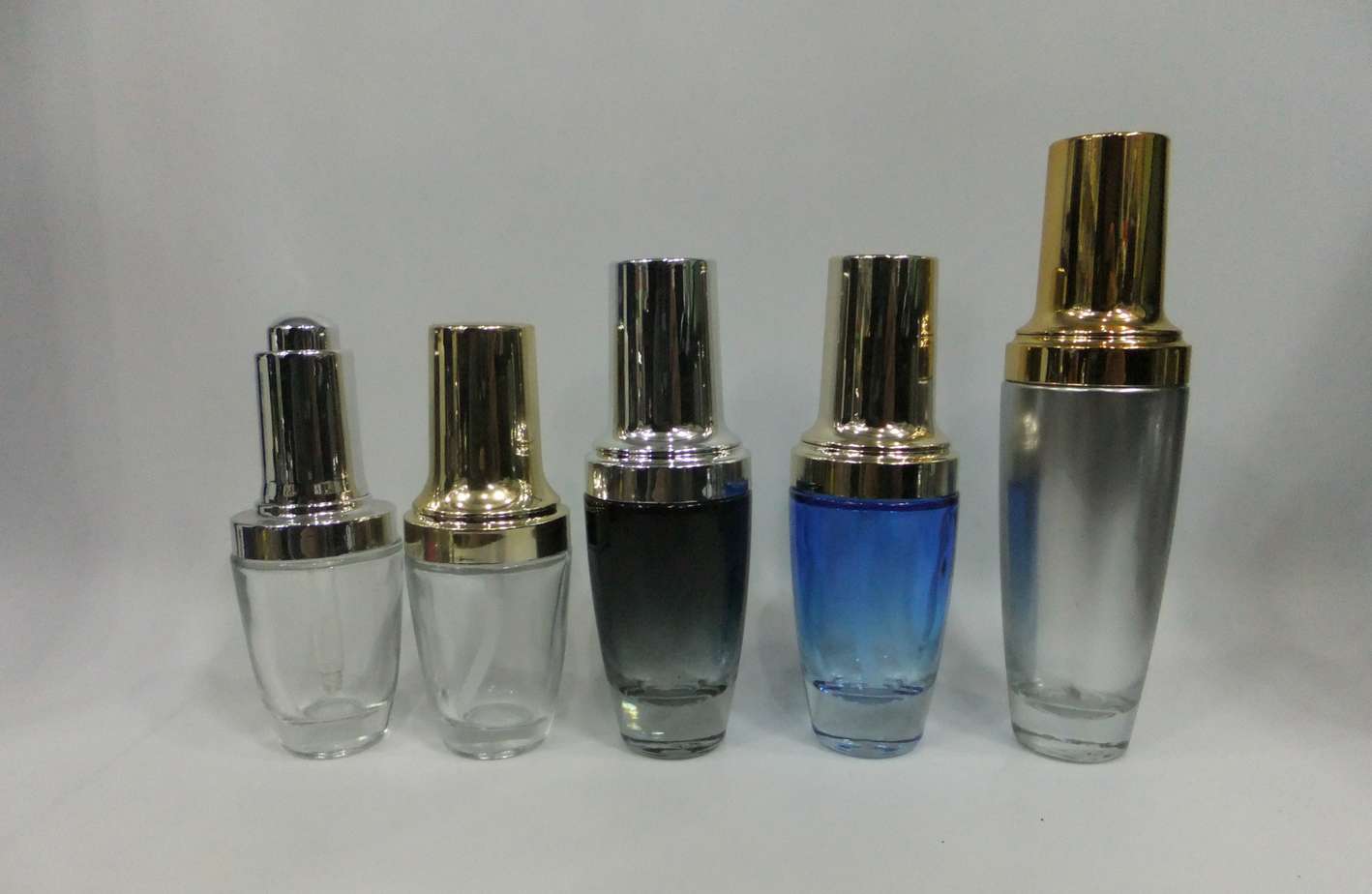 quality 20ml/30ml/60ml/100ml/120ml cosmetic cream body lotion glass bottle with pump sprayer