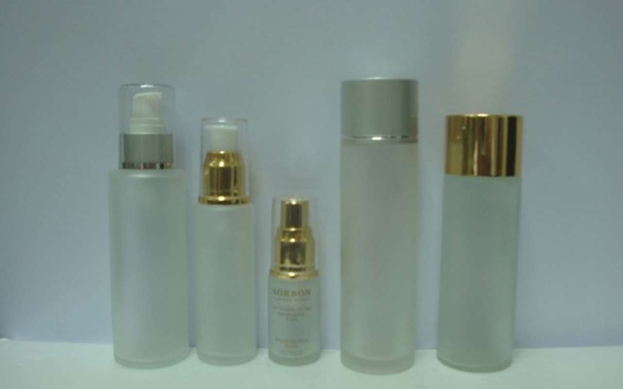 60ml/80ml/100ml/120ml wholesale recycled frosted glass cosmetic lotion bottles with pump and cap