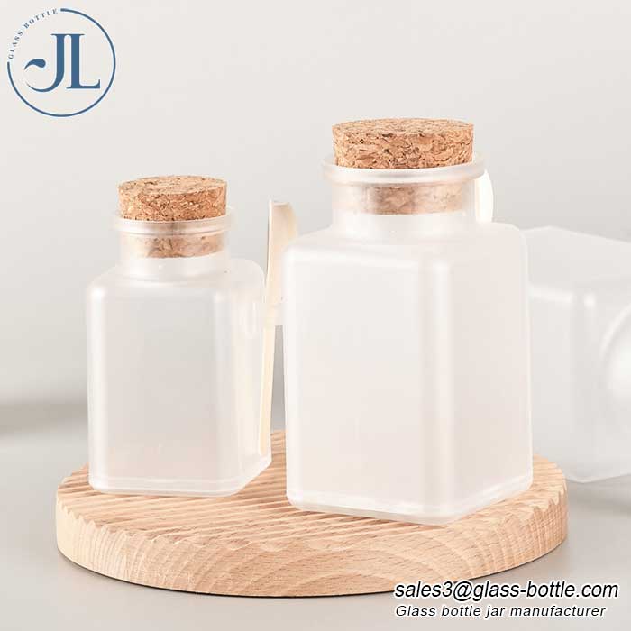 Abs bath salt jar with wooden spoon empty supplier