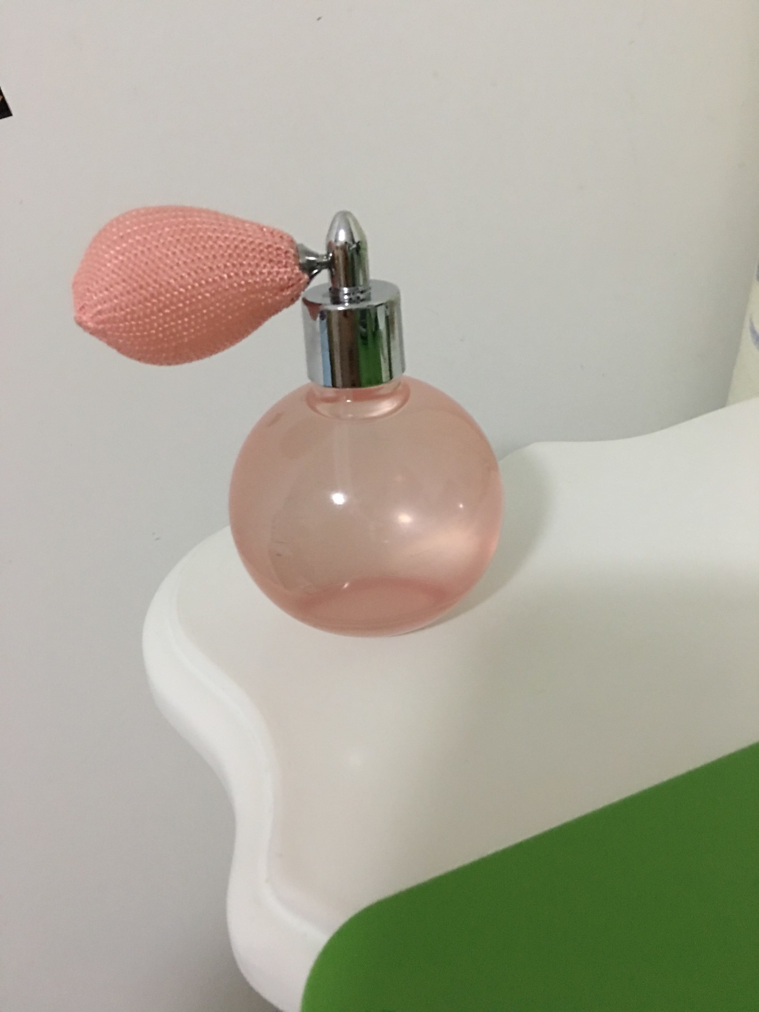 luxury pink perfume bottle