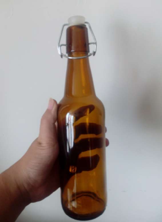 swing top beer glass bottle