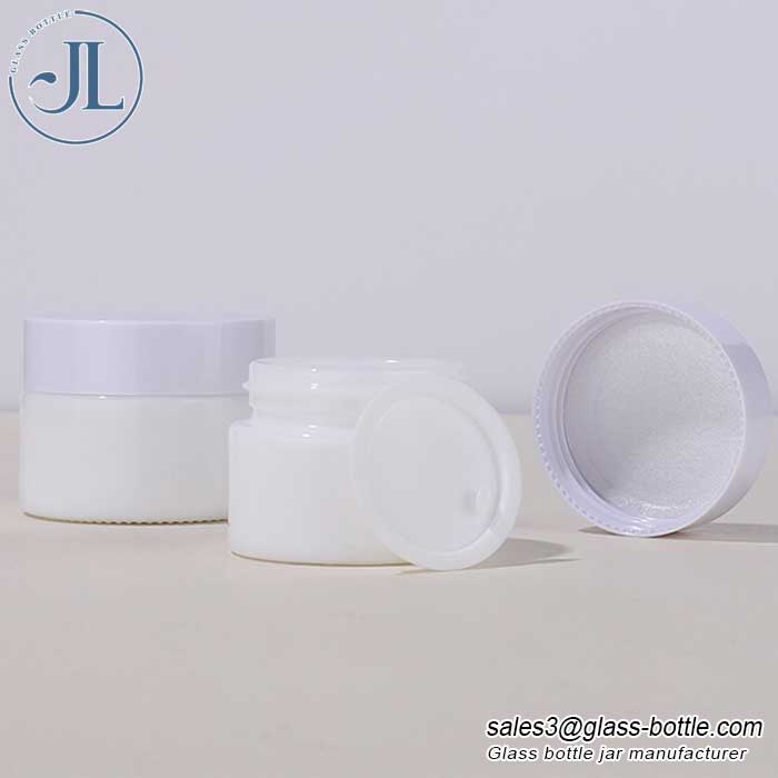 White porcelain face cream cosmetic jar wholesale