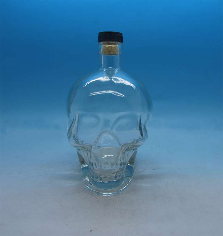 High top 750ml custom design skull empty vodka wine glass bottle