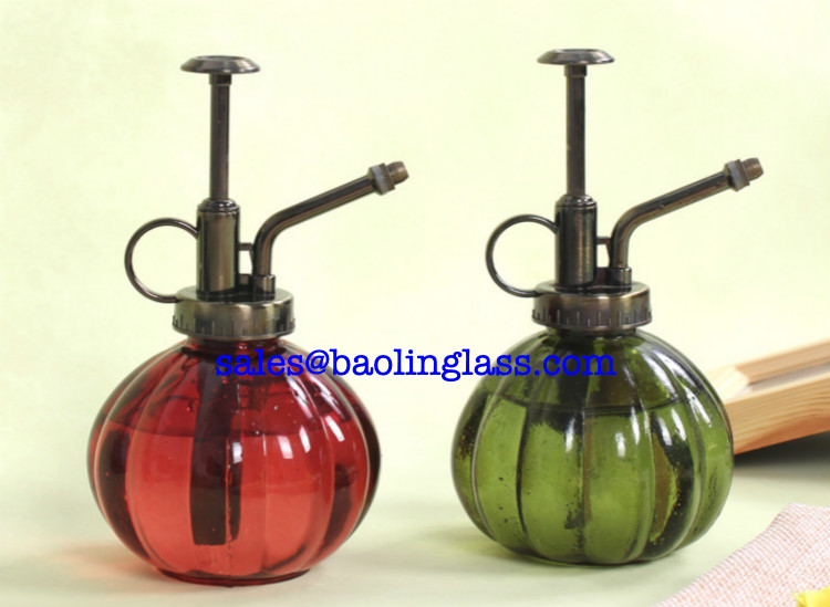 Pumpkin shaped 250ml watering sprayer glass bottle