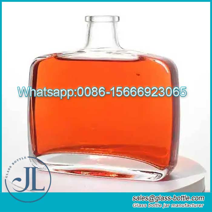 700ml Thin square flat glass bottle for vodka alcohol whiskey liquor