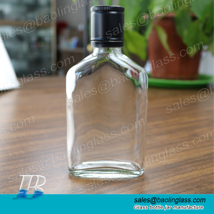 100 ml 150ml Glass Flask Liquor Bottle with Black Caps