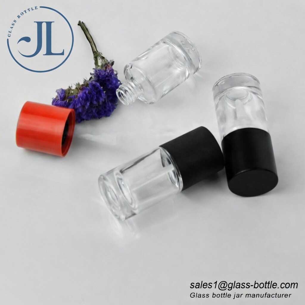 Empty nail polish bottles with Lid Brush