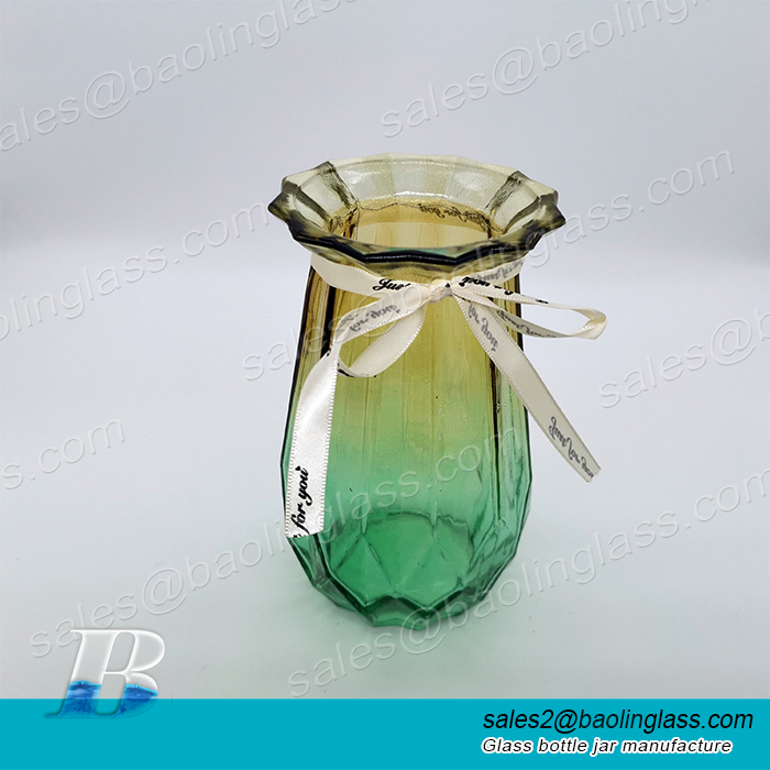 Graduated Glass Vase Green Vase Decorative vase bottle