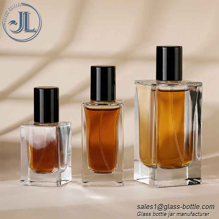 High-end-square-transparent-glass-perfume-bottle-packaging-wholesale