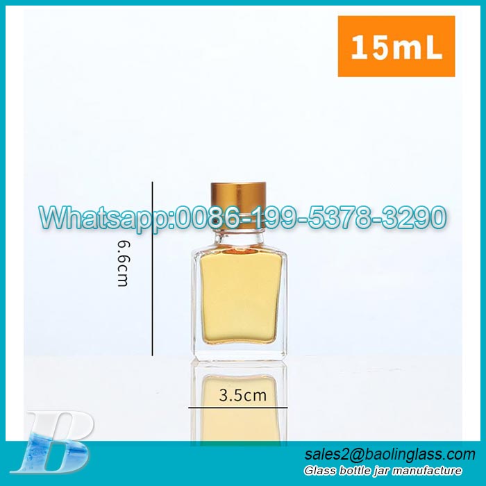 2021 Hot selling mini 15ml Clear Frosted Mini alcohol bittles Wine Whisky Vodka Spirit Liquor Glass Bottle for maple manufacture
