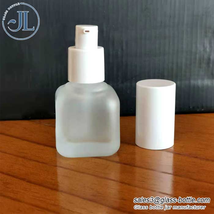 Frosted cosmetic glass container wholesale