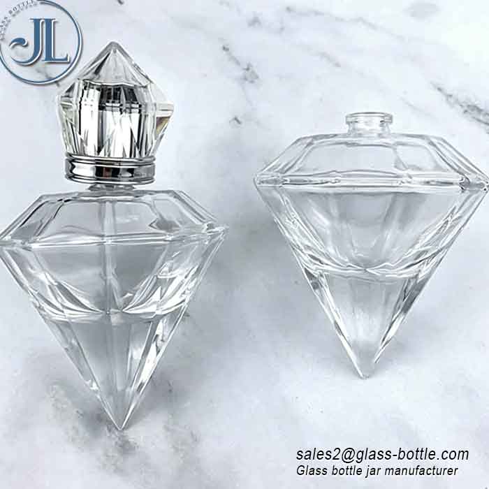 Luxury 30ml high quality diamond shape glass bottle Acrylic cap Factory