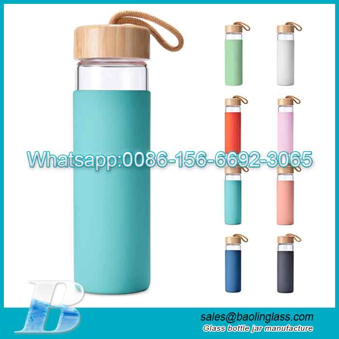 Borosilicate Glass Water Bottles with Bamboo Lid with Silicone Sleeve