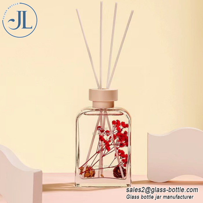Round Shoulder Flat Square Diffuser Glass Bottle