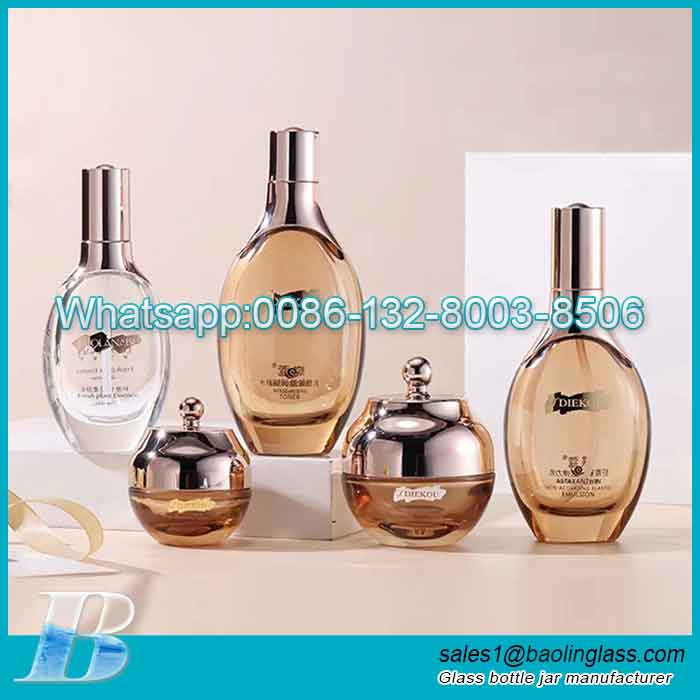 Luxury Glass Cosmetic Packing Sets