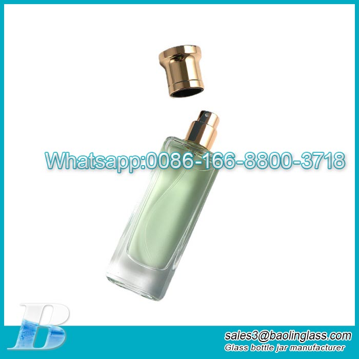 Spot wholesale 30ml square perfume bottle glass thick bottom spray bottle transparent travel cosmetics bottle