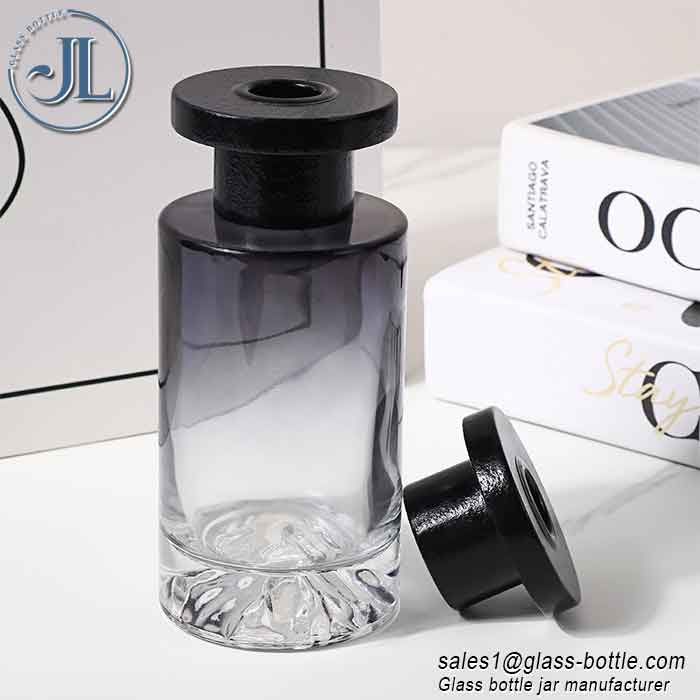 Luxury black T-shaped wood cap aromatherapy diffuser bottle wholesales