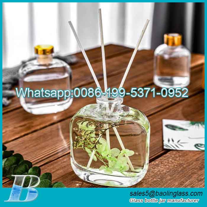 Wholesale 150ml Transparent Square Aromatherapy Diffuser Glass Bottle