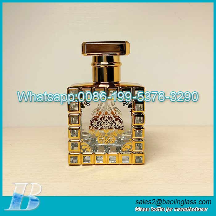 Luxury 30ml UV Electroplated engraving golden empty perfume glass bottle with lid