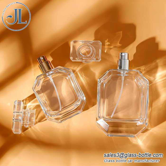 Elegant clear glass perfume bottle with spray atomizers manufacturer