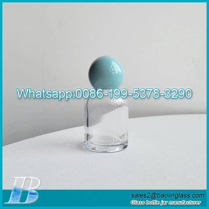 Wholesale 30ml Glass perfume bottle spray pump with round lid factory