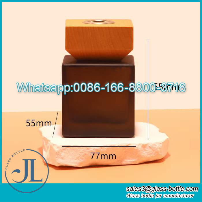 100ML square brown glass aromatherapy empty diffuser bottle with wooden lid