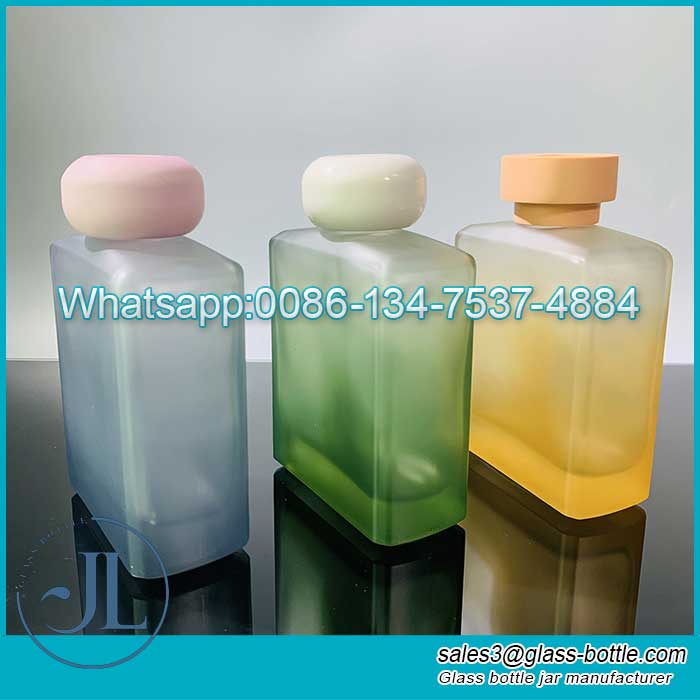 Empty Gradient Color 200ML Decorative Reed Glass Diffuser Bottles with Resin Lid