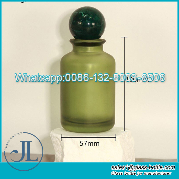 Matte earthy green color glass 100ml perfume bottle with ball shape resin cap