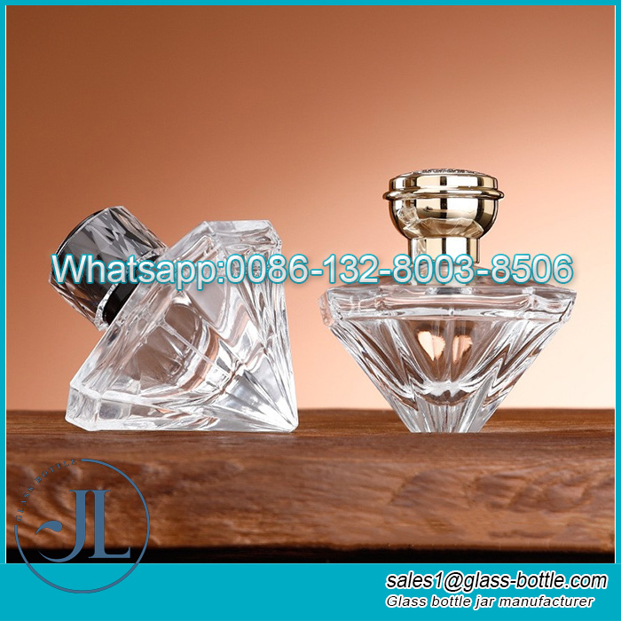 Luxury diamond glass perfume bottle 70ml with lid