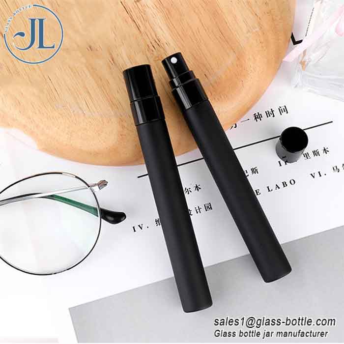 Travel-size Frosted Black Glass Spray Perfume Sample Bottle Wholesale