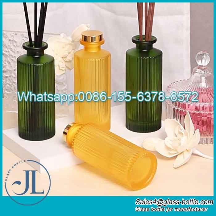 150ml Luxury Glass Vertical Stripe Aroma Reed Diffuser Bottle with Lid